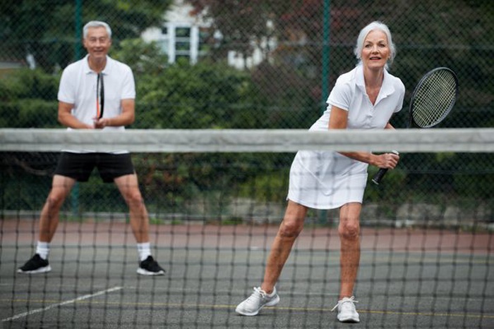 how to meet seniors in Doncaster
