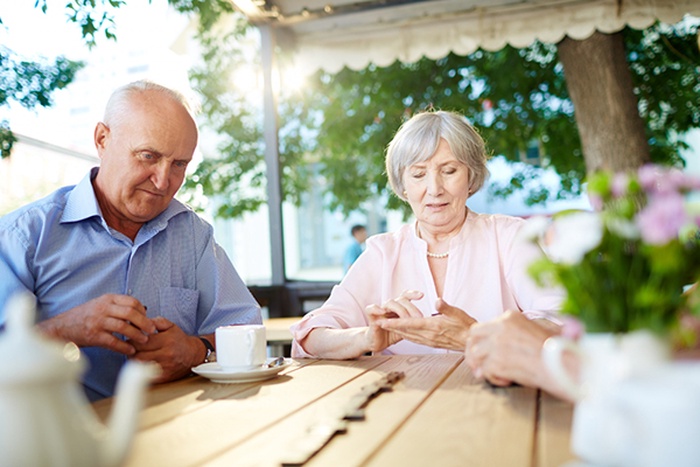 Senior Dating in Manhasset