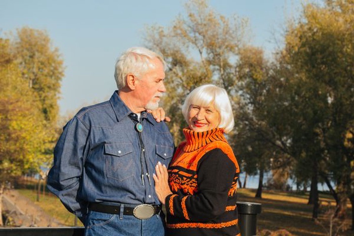 senior couple
