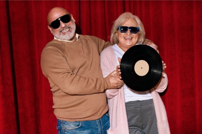 SeniorMatch helps singles over 50 find a concert buddy for live music and companionship.