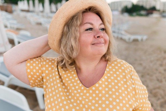 Donna senior serena a Positano