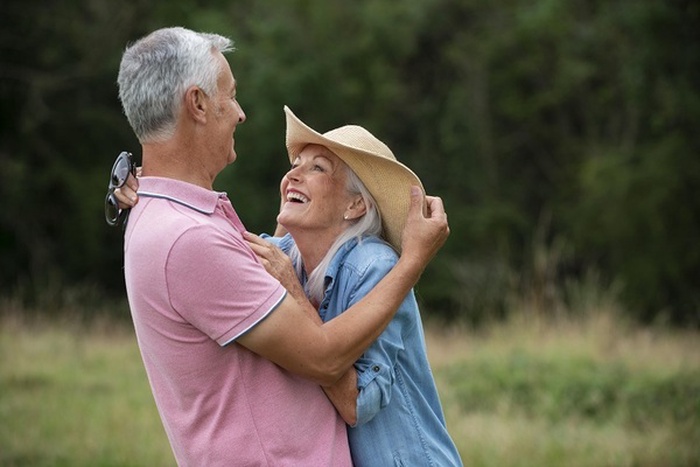 happy senior dating