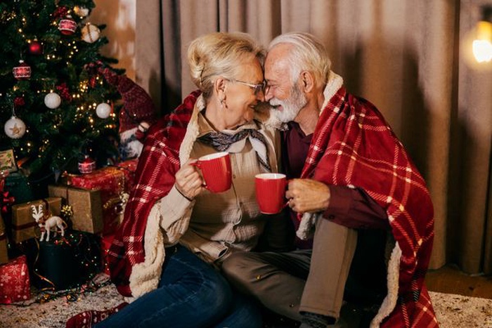 christmas-date-ideas-for-senior-dating