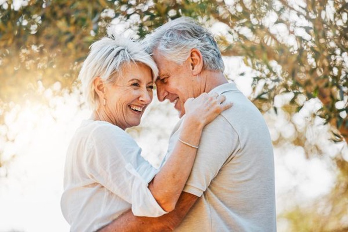 senior dating