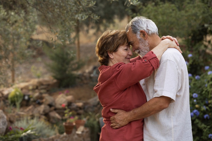 dating for seniors in Slough, UK