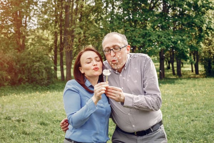 senior couple
