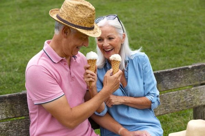 Senior Dating in Paris