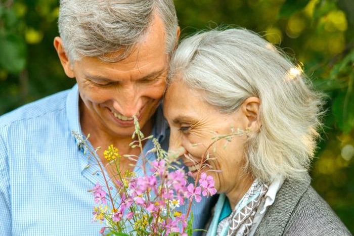 senior dating