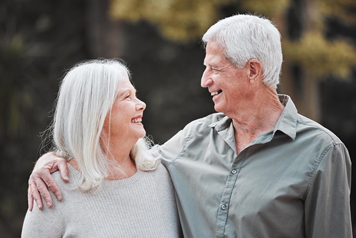 Senior Dating for Separate-Homes