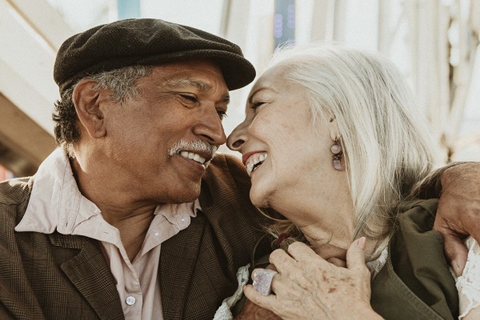 Gilbert Senior Dating