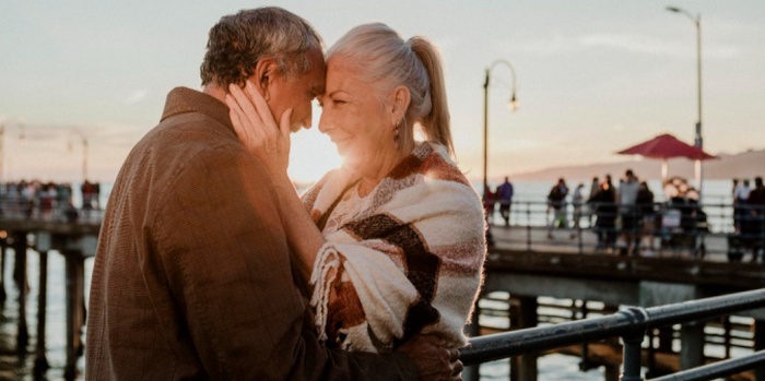 senior dating in Revelstoke