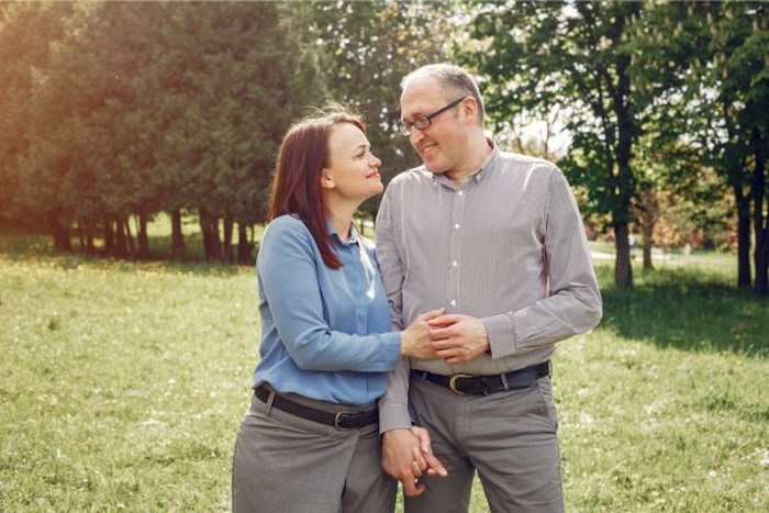 Mature singles over 50 finding companionship safely on SeniorMatch