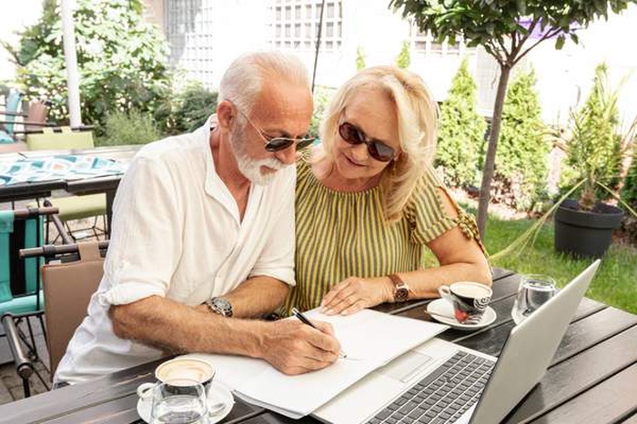 Academic Dating for Seniors