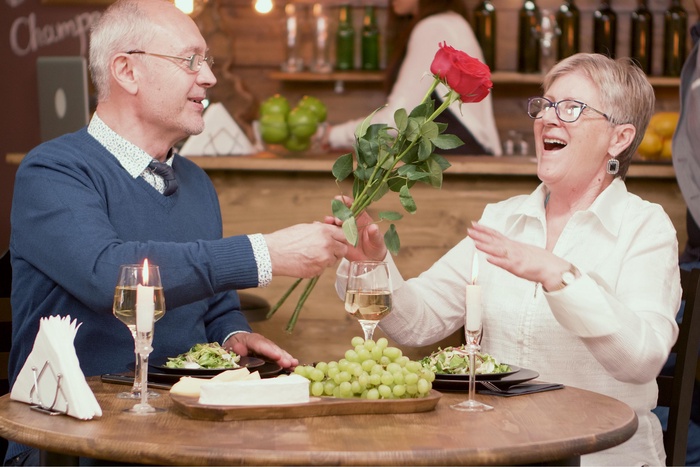 senior dating