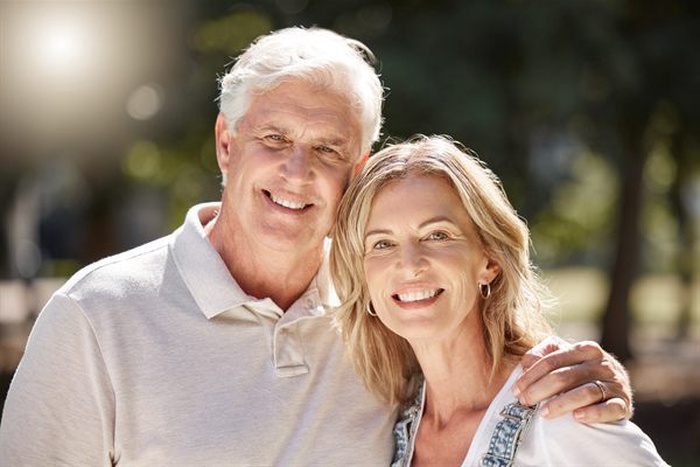 Hawthorn senior dating