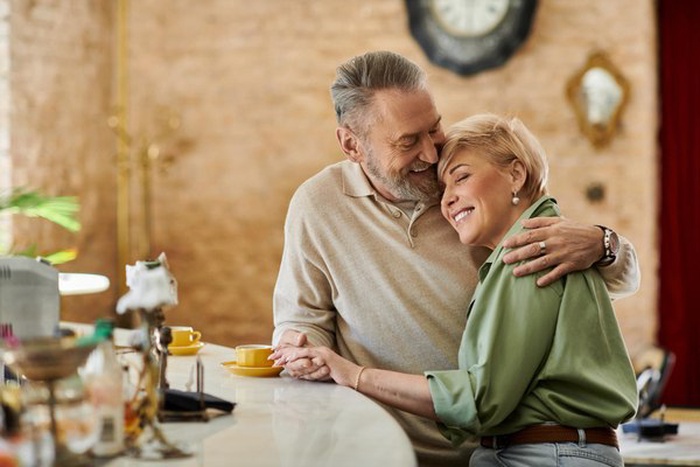senior dating