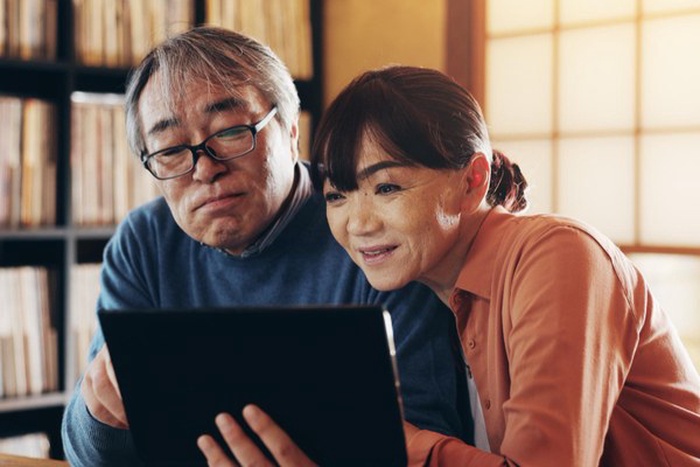 Love retirement and tablet with senior couple
