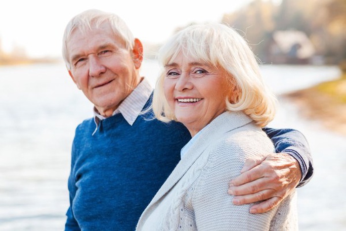 senior dating