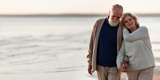 love story senior couple