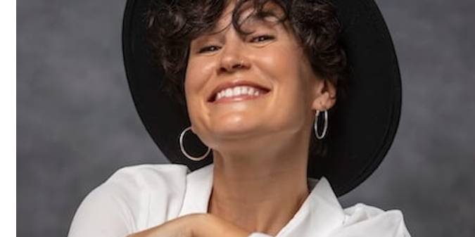 What Does a Mature Woman Look For in a Man?