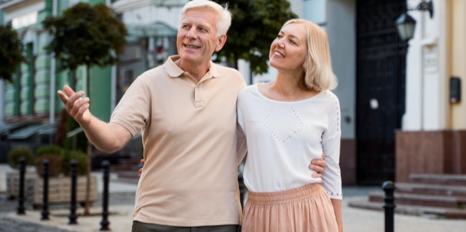 Critical Timing: The First 48 Hours in Senior Dating