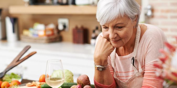 An older woman is learning how to lose weight healthily.