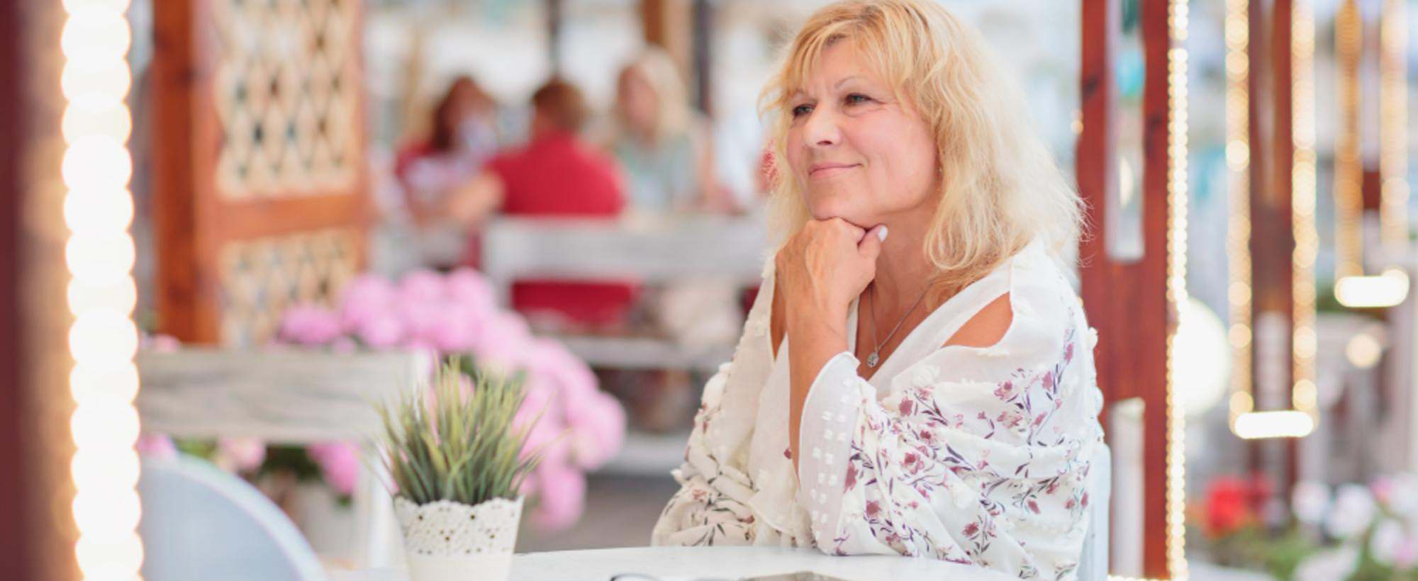 Best Place to Meet Single Women Over 50 - SeniorMatch