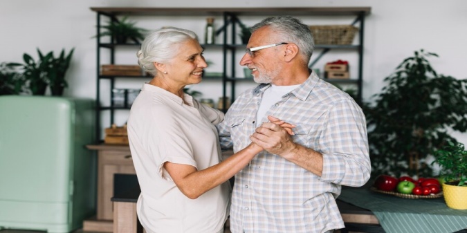 The Benefits of Dating Online